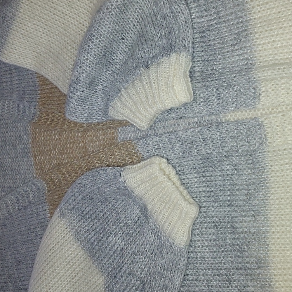 Cardigan - Picture 7 of 8